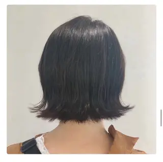 ショート カラー 村田 雛乃のヘアスタイル