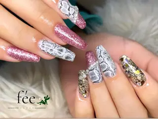 ネイル nail salon fee（フィー）のネイルデザイン