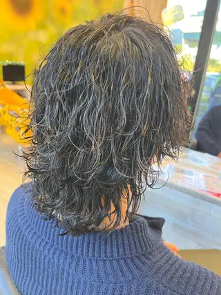 ミディアム パーマ メンズ メンズパーマ 国安晃平のヘアスタイル