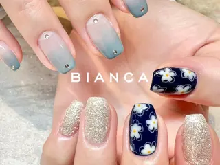 ネイル 痛ネイル🩶推し活 🤍店長sagawaのネイルデザイン