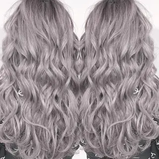 ロング カラー れん/ハイトーン /エクステ/韓国風のヘアスタイル