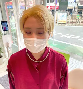 ショート カラー HOLON池袋所属・ウルフカット ハッシュカット/七海のヘアスタイル