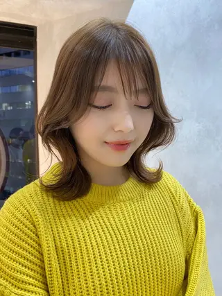 ミディアム レイヤーと顔まわり 大好き❣️関口拓馬のヘアスタイル