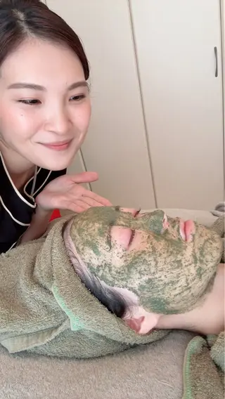 ニキビ・毛穴改善 🌿ハーブピーリングのエステ・リラクイメージ