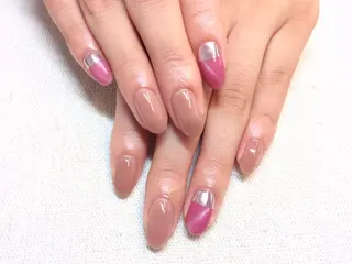 ネイル 新橋 ルキナ スタッフのネイルデザイン