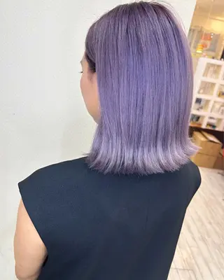 ミディアム カラー ヘアアレンジ 今村公介 ブリーチ特化、派手髪のヘアスタイル