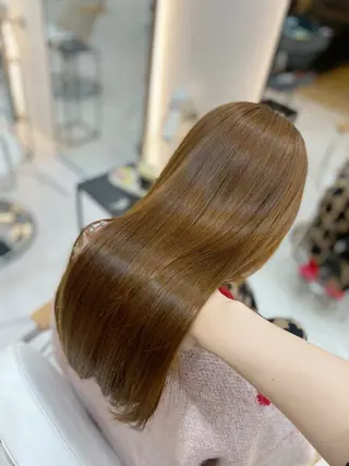 ロング カラー 艶髪・透明感カラー・ 韓国ヘア・Yuriのヘアスタイル