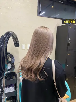 ロング カラー SUONO所属・ブリーチムラ修正 /ハイトーン/青砥大のヘアスタイル