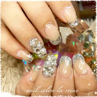 ネイル nail salon  la reine所属・nail salon la reineのネイルデザイン