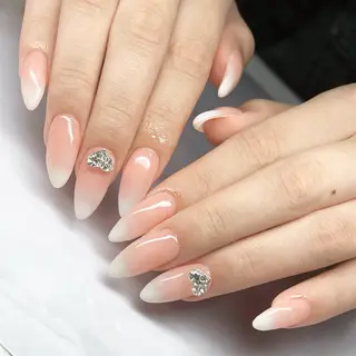 ネイル Dia Nail AKIのネイルデザイン