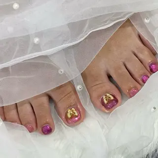 ネイル LAVISH K🍎のネイルデザイン