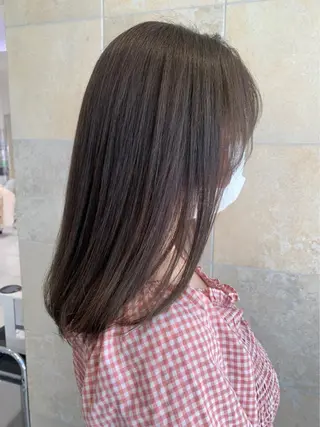 セミロング カラー 後輩のモデル募集中 河端　麻佑のヘアスタイル