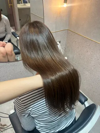 ロング 韓国レイヤーカット/ ハイトーン/マアヤのヘアスタイル