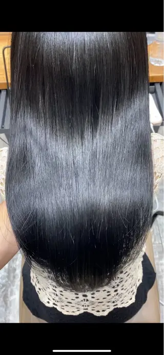 カラー 新宿/レイヤー 顔周りカット溝手優太のヘアスタイル