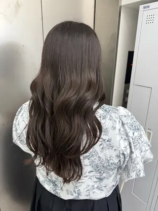 ロング AISA viewNAGOYAのヘアスタイル