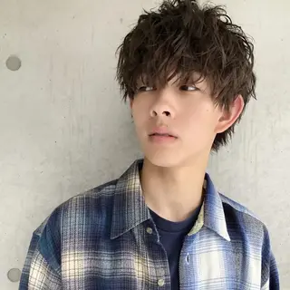 メンズ 韓国風ヘア🇰🇷 トレンドスタイル🫧のヘアスタイル