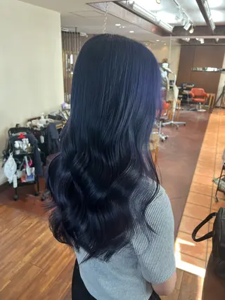 ロング カラー selene officialのヘアスタイル