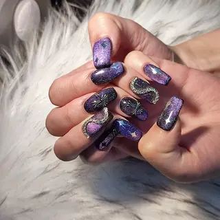 ネイル RUNWAY 　　の眉毛・アイブロウイメージ