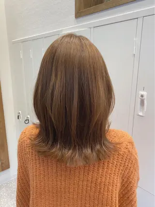 セミロング 坂井 千穂のヘアスタイル