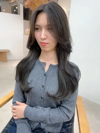 ロング vince. moekoのヘアスタイル