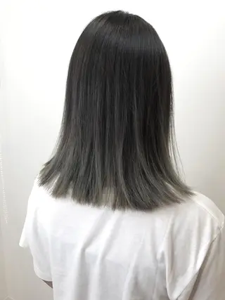 ミディアム カラー 湯浅 了一のヘアスタイル