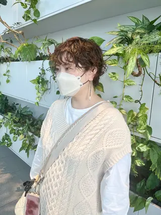 ショート パーマ Kuku所属・つぼみ/パーマ ／レイヤー／ボブのヘアスタイル