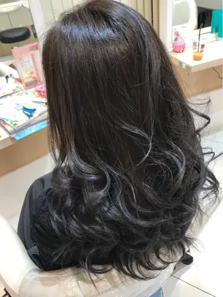 ロング 縮毛矯正/髪質改善 継続する美髪のヘアスタイル