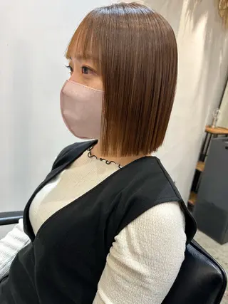 ミディアム YURIK Aのヘアスタイル