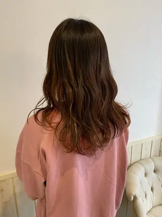 ロング カラー 宮内 真乃のヘアスタイル