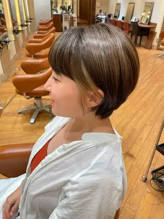 ショート ボブ ホノカのヘアスタイル