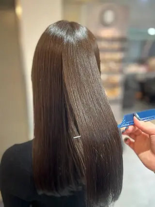 セミロング カラー AVANCE.ens AKARIのヘアスタイル