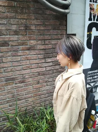 ショート カラー 東心斎橋🌏豆柴 🐾倶楽部のヘアスタイル