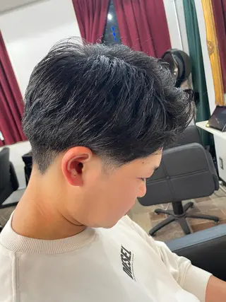 メンズ anphi hair所属・山本 総司のヘアスタイル