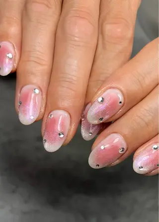 ネイル Angel Garden nailsalon所属・SUZUKI AKIRAのネイルデザイン