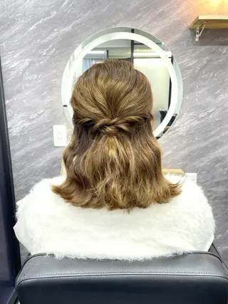 ミディアム ヘアアレンジ エクステ🩵ブリーチ 韓国ヘア🩵KAEのヘアスタイル