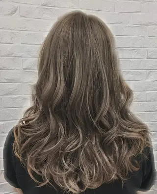 ミディアム カラー 美容歴15年 岩田芳郎のヘアスタイル