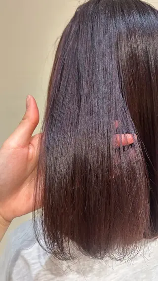 セミロング 村松 麻菜のヘアスタイル