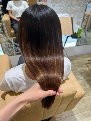 セミロング 得本 ゆきのヘアスタイル