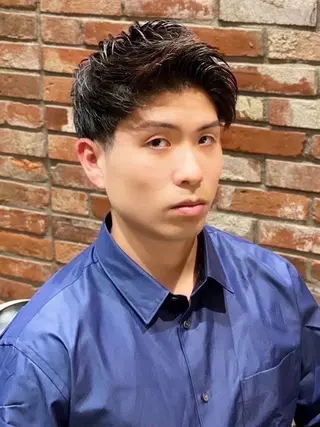 ショート 阿賀 佑季のヘアスタイル