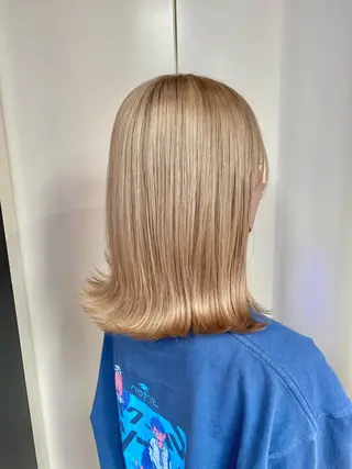 ミディアム カラー 【縮毛矯正ブリーチ】 西 太志のヘアスタイル