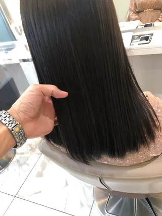 ロング パーマ 安井　昴 💫ブリーチ縮毛矯正のヘアスタイル