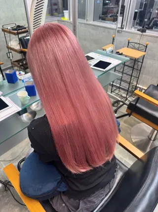 カラー CHARA Chalone池袋店所属・髪質改善池袋𓊆 大士𓊇ダブルカラーのヘアスタイル