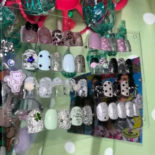 ネイル NICOnail&eyelash 三軒茶屋所属・♡ KAEDE ♡のネイルデザイン
