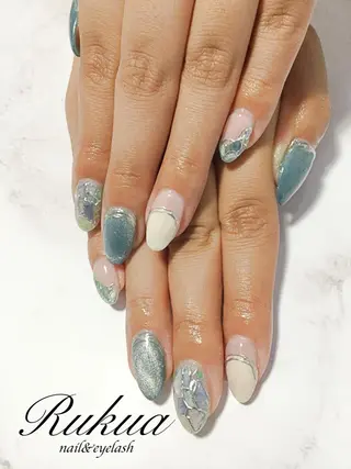 ネイル Rukua Nの眉毛・アイブロウイメージ