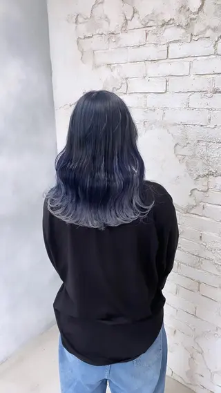 ミディアム 派手髪支持率No1 Eisukeのヘアスタイル