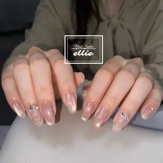 ネイル Nail Salon ellie 🐣のネイルデザイン