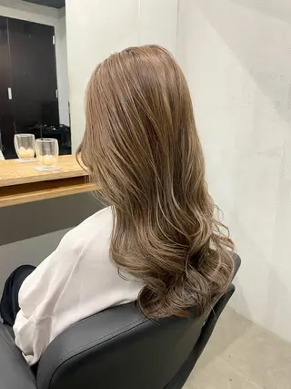 ロング ひより ／Nのヘアスタイル