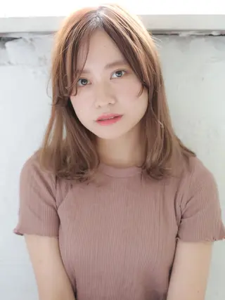 ミディアム 石渡このみ 🍊レイヤーカットのヘアスタイル