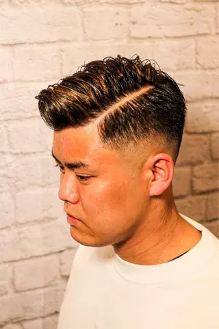 ショート カラー メンズ 銀座マツナガ新宿野村ビル店所属・メンズカット 佐藤優菜のヘアスタイル