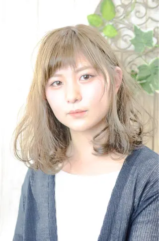 ミディアム Campus キャンパスのヘアスタイル